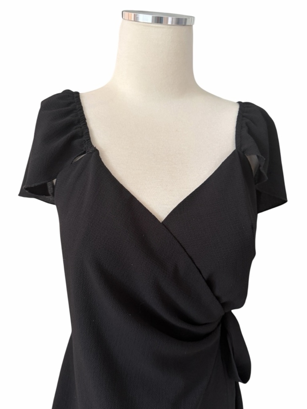 Show Me Your Mumu Black Wrap Romper with Tie & Shoulder Flutter Sleeve Sz M - Picture 7 of 14